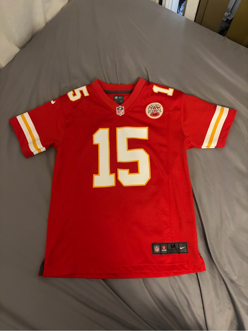 Nike Kids' Kansas City Chiefs Patrick Mahomes Red #15 Football Jersey